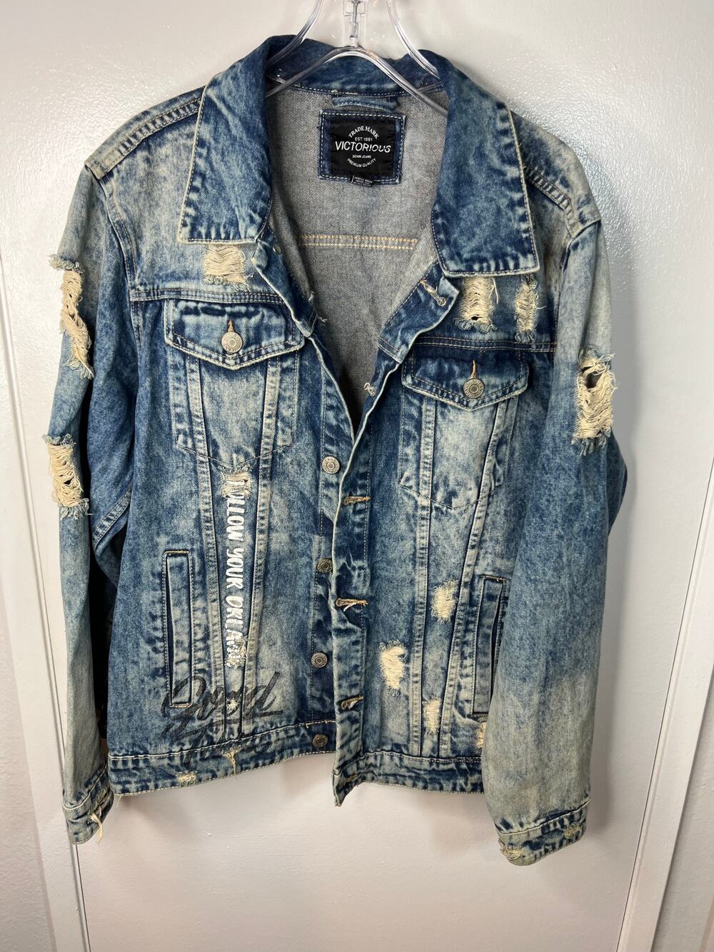 Victorious Men's Graffiti Distressed Denim Jacket Blue ~ Size L